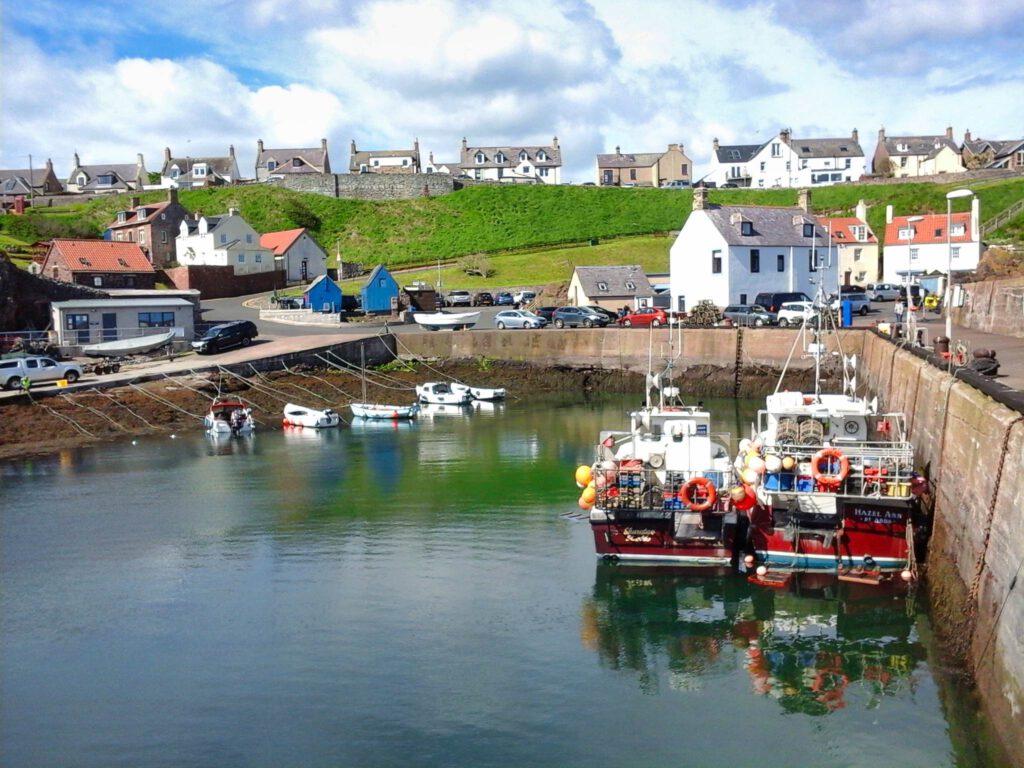 St, Abbs