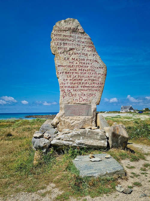 Gedenkstein als Menhir