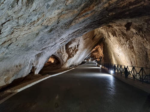 Grotte San Giovanni