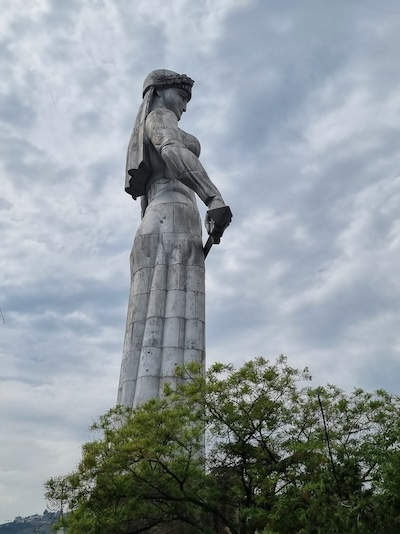 Denkmal „Mutter Georgiens"