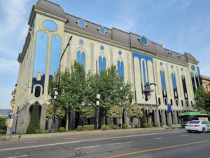Modernes Gebäude in Tiflis