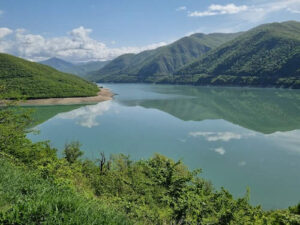 Zhinvali Stausee in Georgien