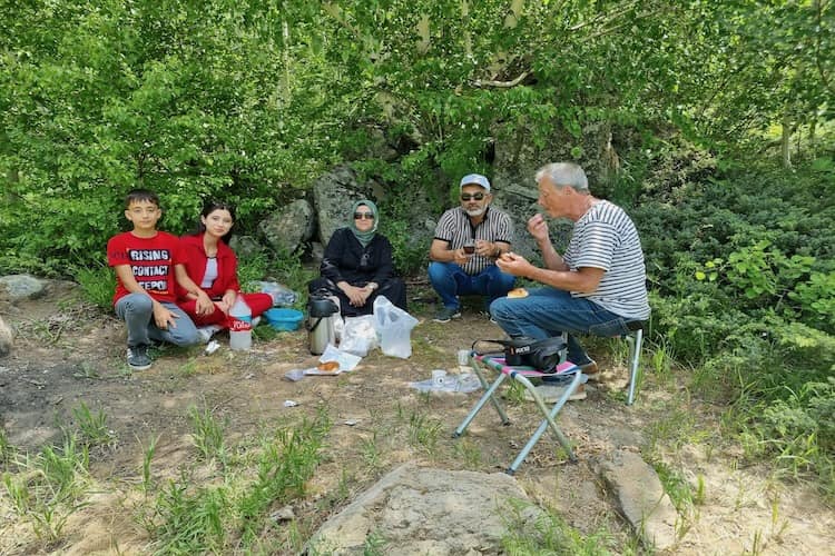 Frühstück mit der türkischen Familie