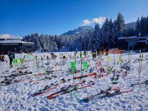 Skisalat vor dem Restaurant