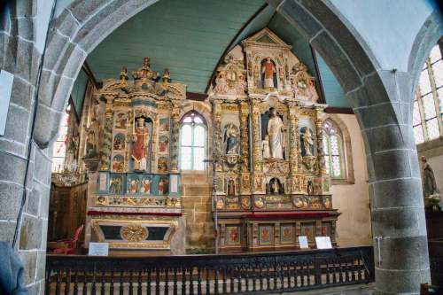 Innere der Kirche von Lampaul – Guimileau