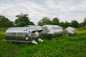 Metallene Weinbehälter