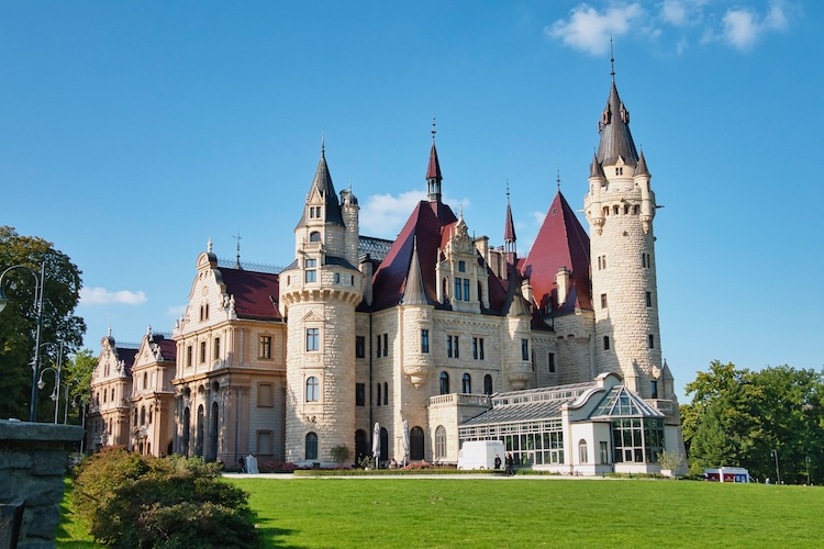 Schloss Moschen in Polen