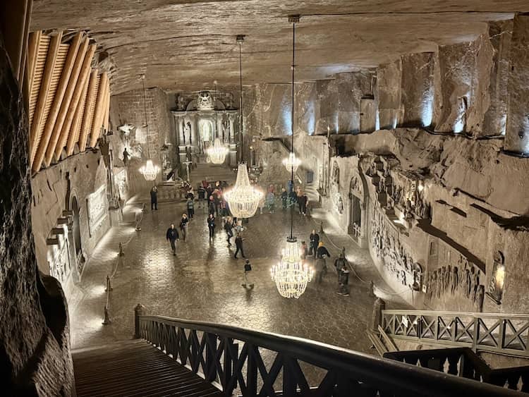 Große Halle im Salzbergwerk in Wielicka